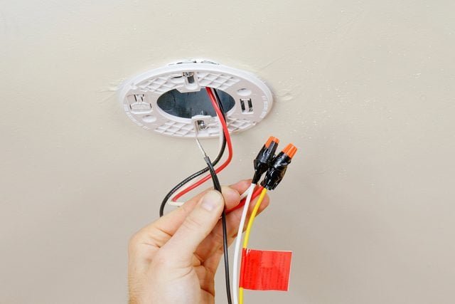 How To Install a Hard Wired Smoke Detector FHMVS23 MF 10 31 InstallSmokeAlarm 2 SS Edit